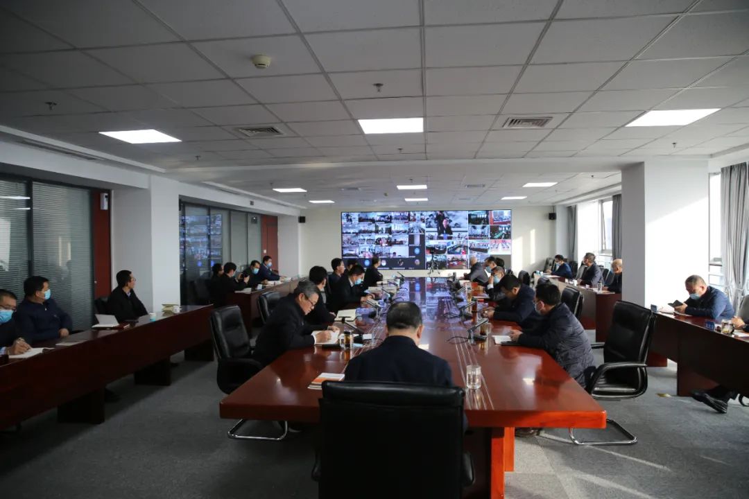 省國(guó)資委宣講團在(zài)山西建投宣講黨的(de)十九屆五中全會精神  孫波作宣講報告